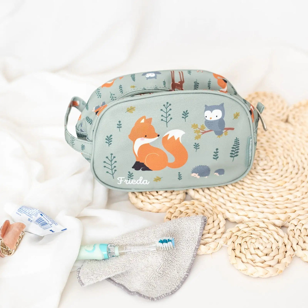 A Little Lovely Company Kulturbeutel Kinder personalisiert - Fuchs, Schmetterling oder Dino - wunderwunsch
