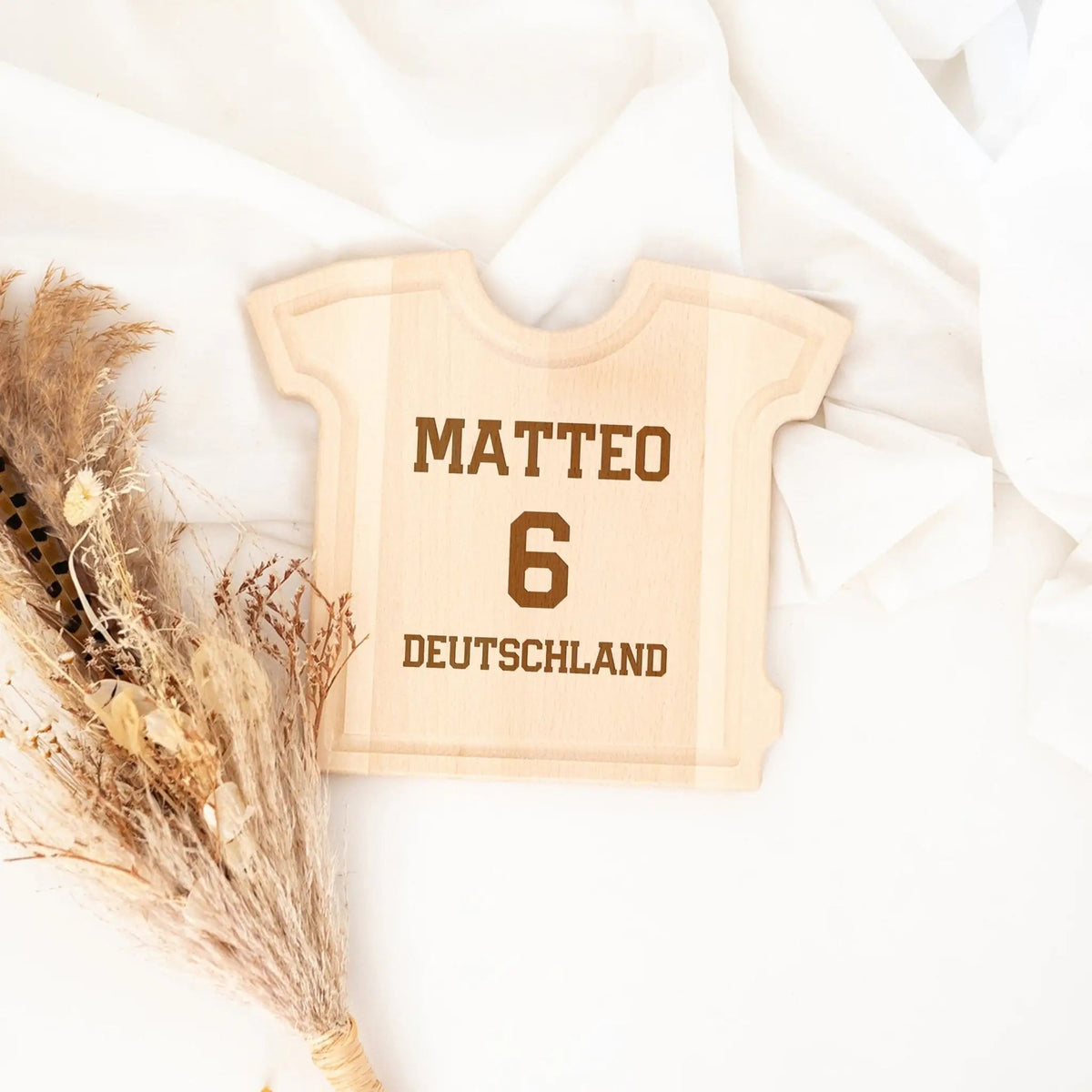 Fußballtrikot Holzbrett personalisiert - wunderwunsch