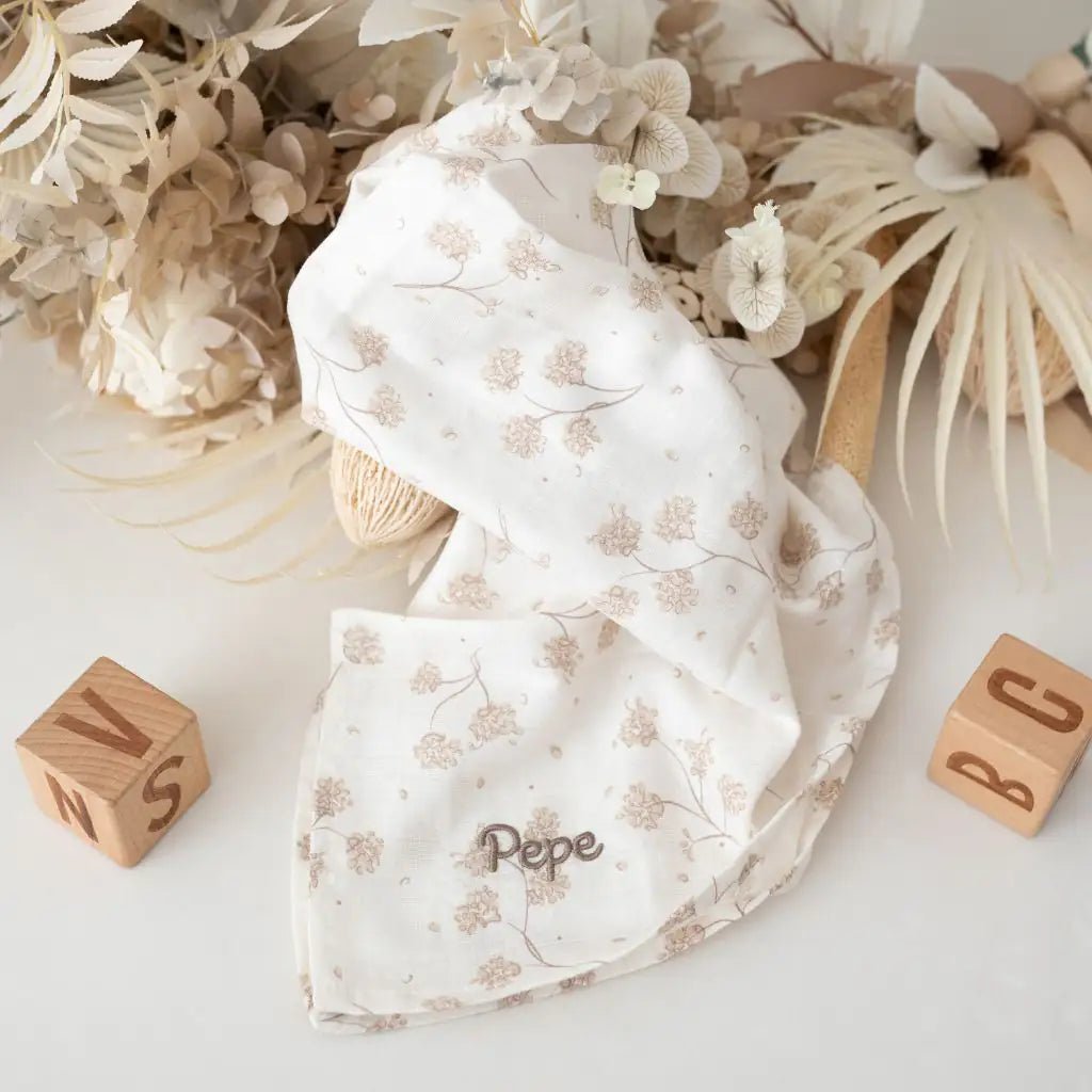 JOLLEIN Mulltuch personalisiert - Bäume, Blüten - wunderwunsch