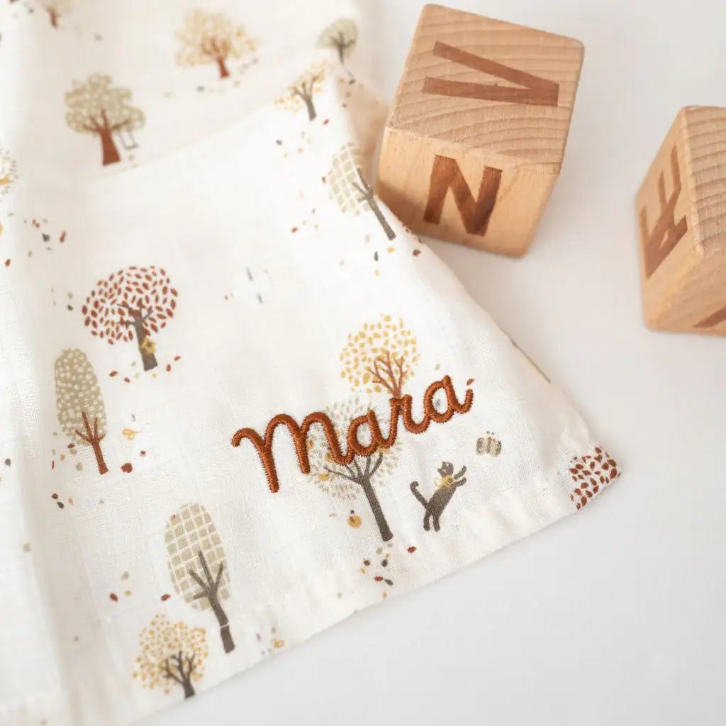 JOLLEIN Mulltuch personalisiert - Bäume, Blüten - wunderwunsch