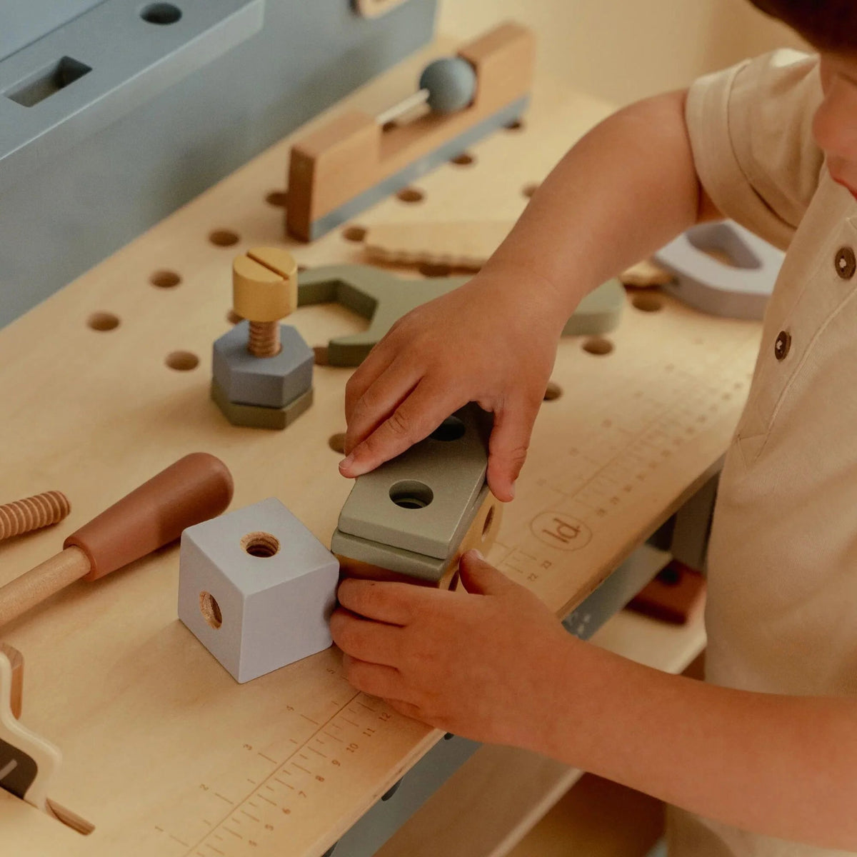 LITTLE DUTCH Holz Werkbank - Essentials - blau - wunderwunsch