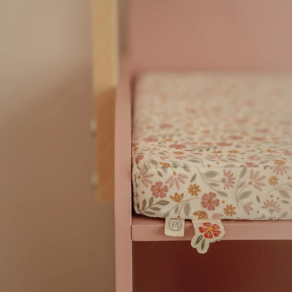 LITTLE DUTCH Puppenwickeltisch – Essentials – Rosa - wunderwunsch