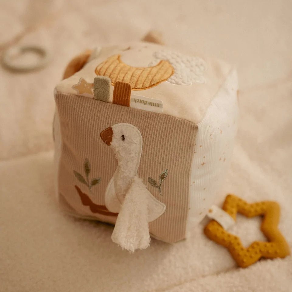 LITTLE DUTCH Stoff Aktivitäten Spielwürfel - Beige - Newborn Naturals - wunderwunsch