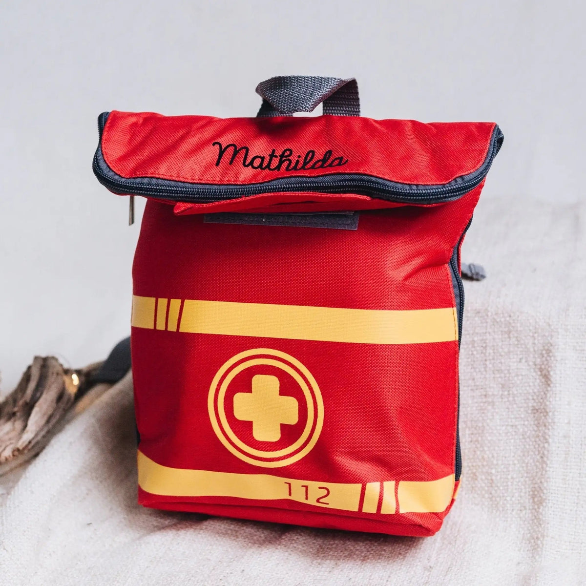 SMALL FOOT Notarztrucksack 18-teilig personalisierbar - wunderwunsch