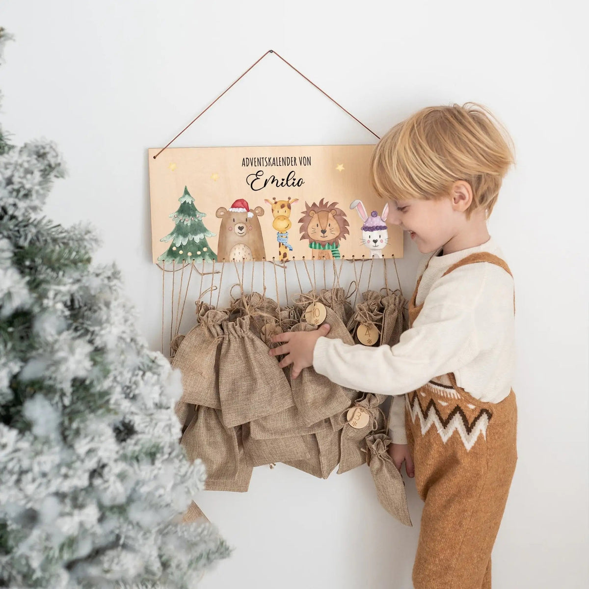 Adventskalender personalisiert - Weihnachtsbaum Tiere Aquarell - wunderwunsch