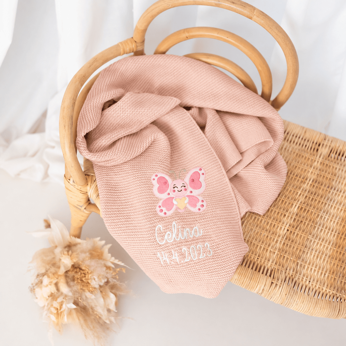 Babydecke personalisiert aus 100 % Bio-Baumwolle - Schmetterling mit Herz - wunderwunsch