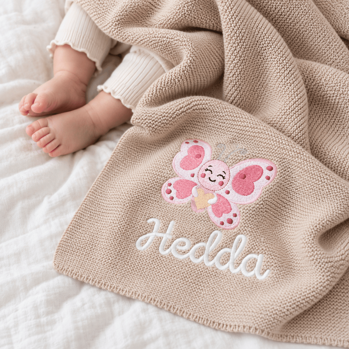 Babydecke personalisiert aus 100 % Bio-Baumwolle - Schmetterling mit Herz - wunderwunsch