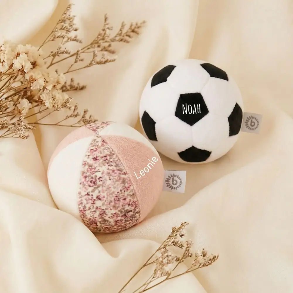 BIECO Stoffball mit Rassel personalisiert - wunderwunsch