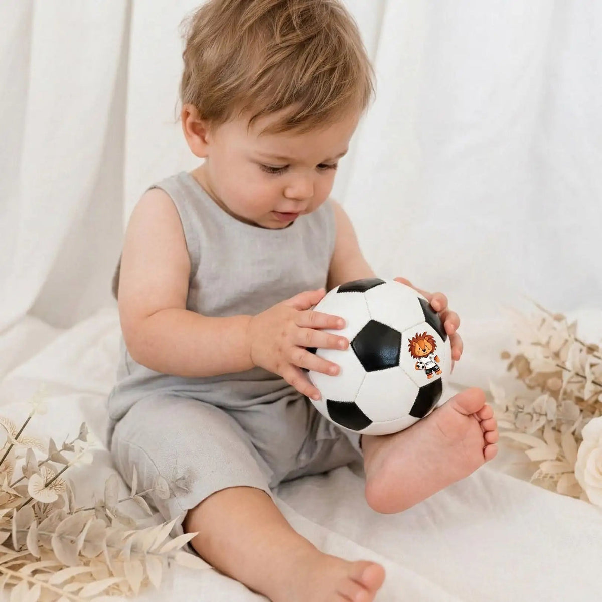 Fußball Schwarz-Weiß - Fußball Löwe personalisiert - wunderwunsch