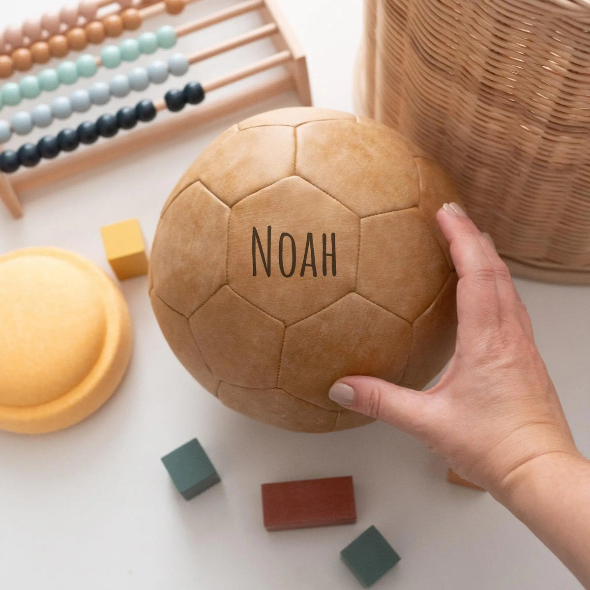 Großer Fußball aus Leder personalisierbar - wunderwunsch