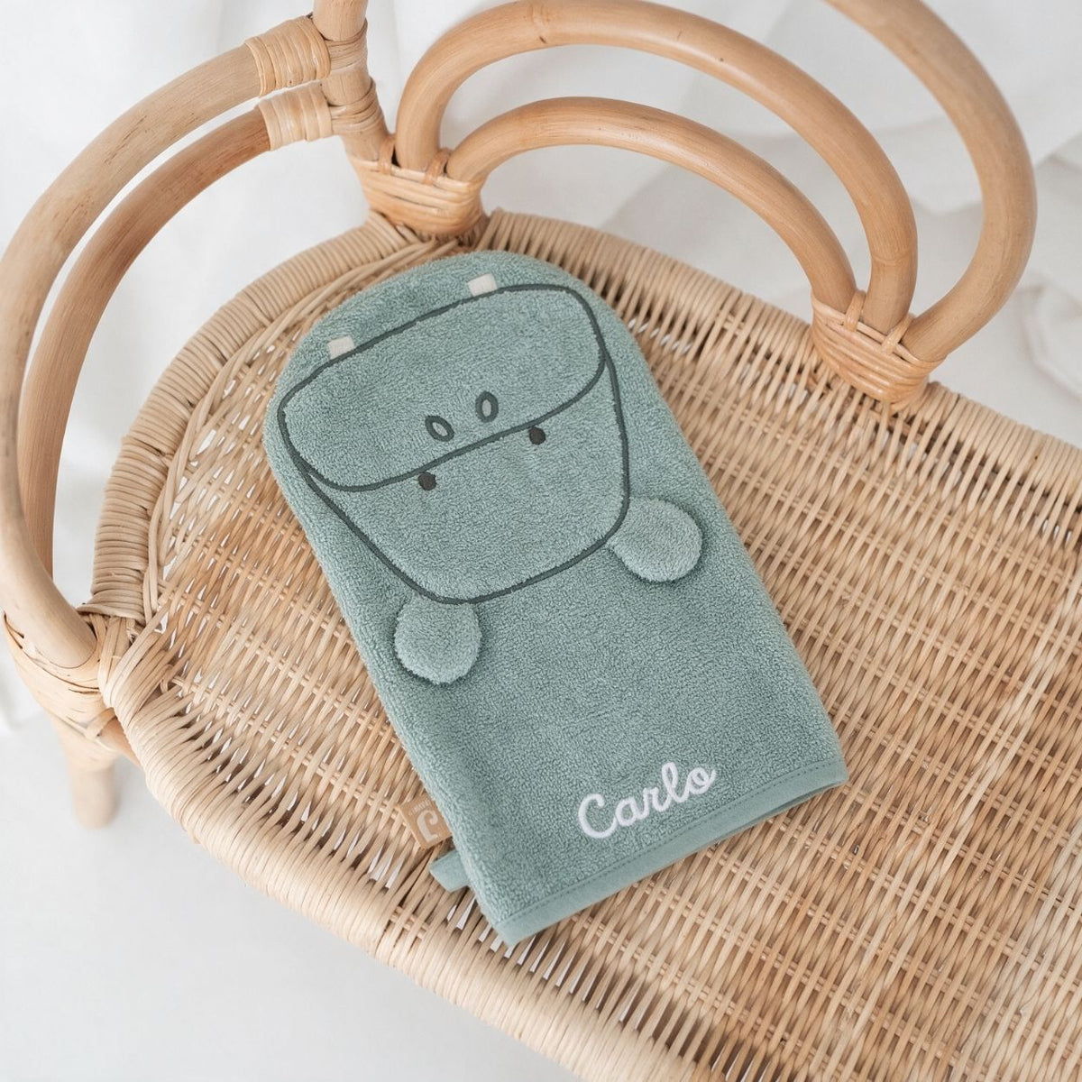 JOLLEIN Baby Waschhandschuh personalisiert - Hippo, Schaf, Strauß - wunderwunsch