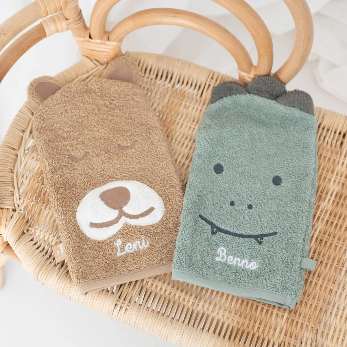 JOLLEIN Baby Waschhandschuh personalisiert - Dino, Bär - wunderwunsch